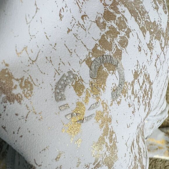 Curves N Combatboots Small White Metallic Gold Snake Reptile Print Leggings Gym - Picture 6 of 9
